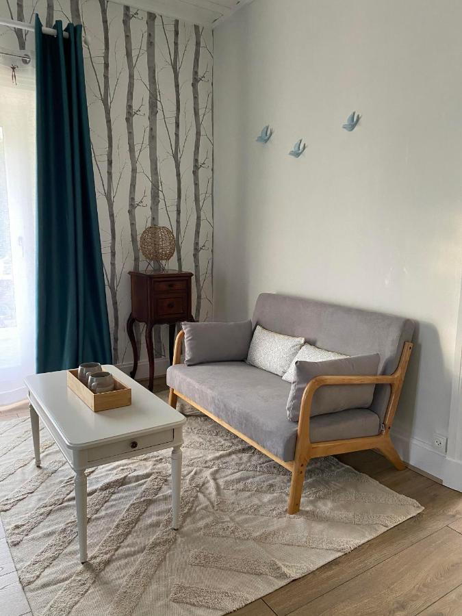 Bed and Breakfast Domaine de Marchal Celles-Sur-Durolle Exterior foto